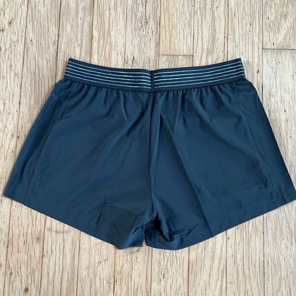 Nike Women's Core Flex Short 4” Gray - Picture 9 of 10